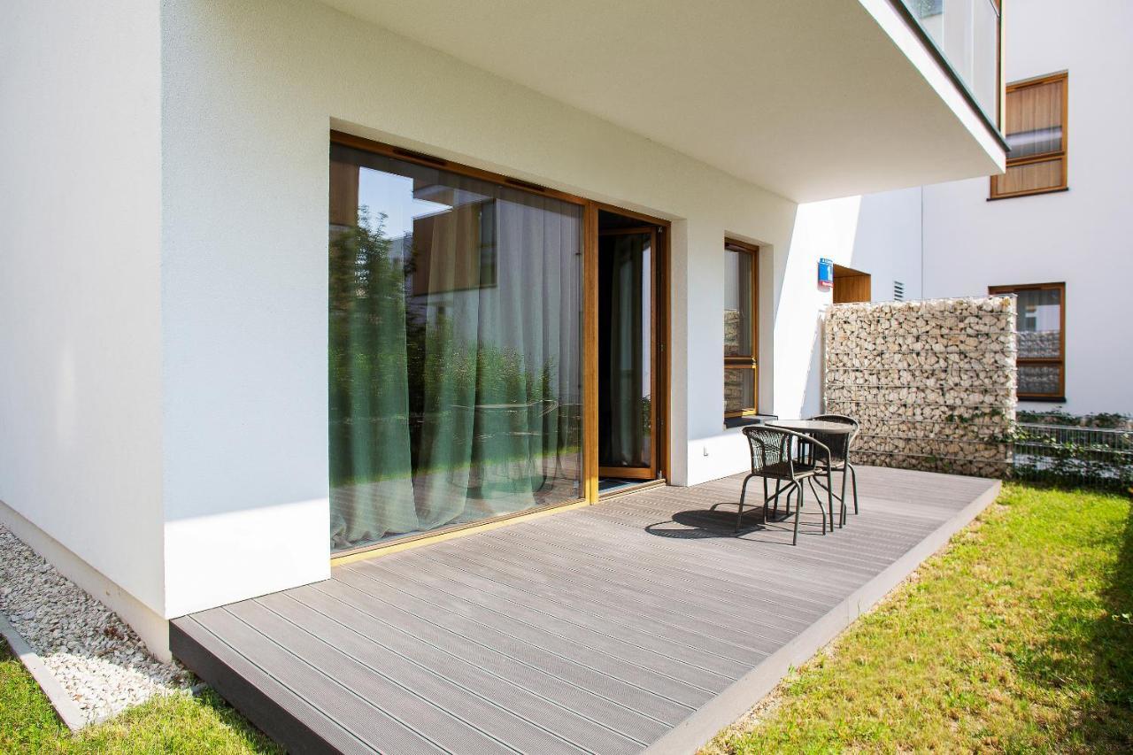 Smolenskiego By Renters Apartmán *